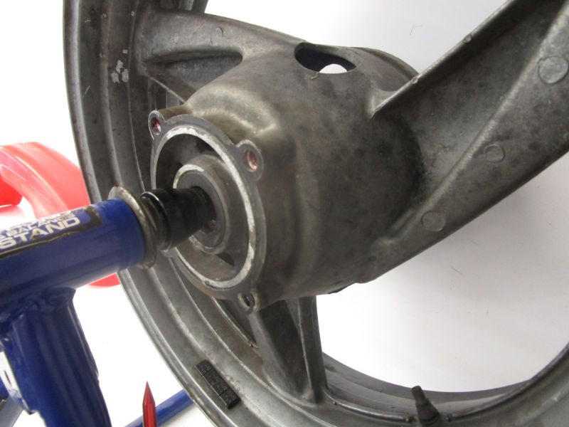 97 Kawasaki ZX6E ZX 6E Ninja Rear Wheel Rim 17x4.5